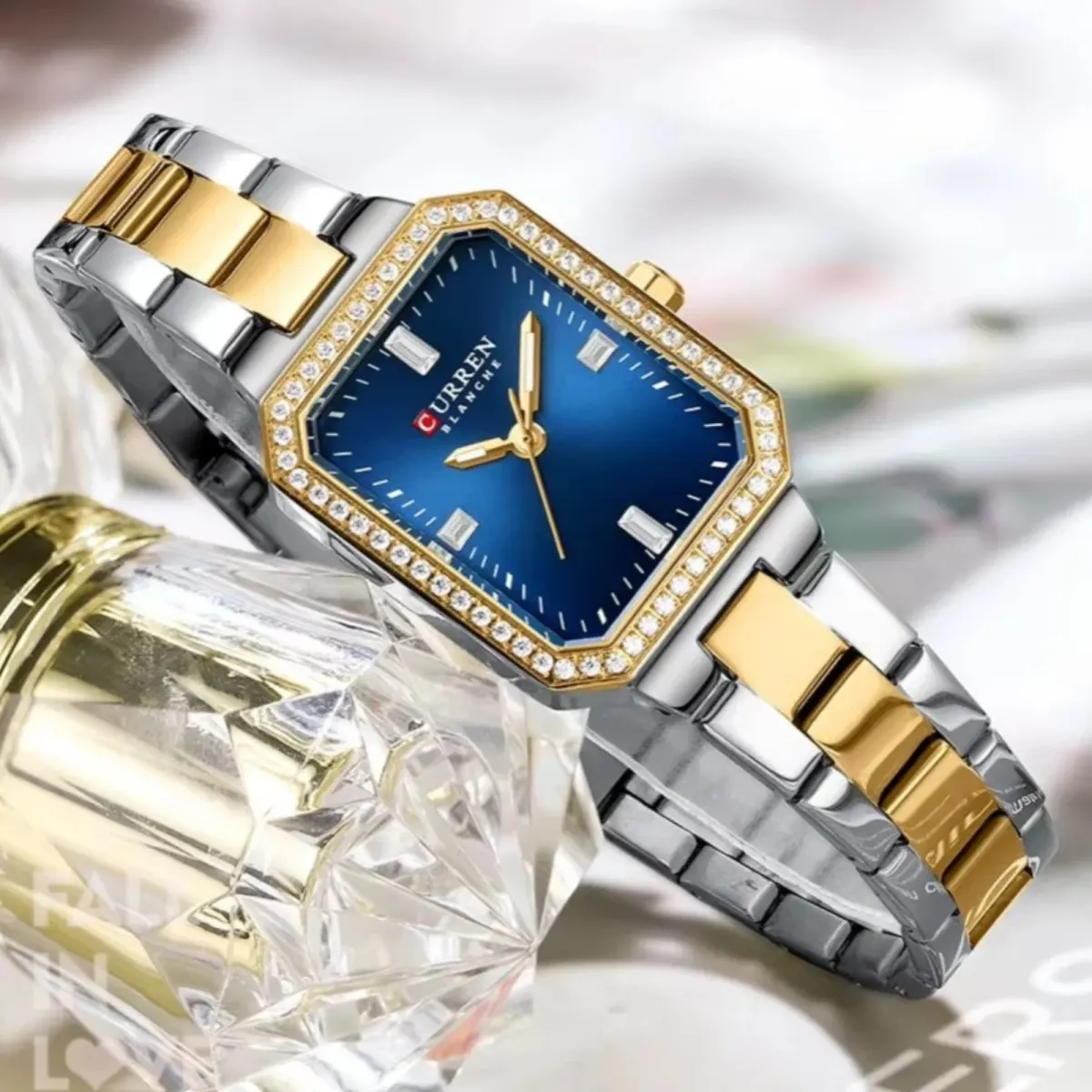 CURREN Blanche Elegant Rhinestone Women's Watch | Stainless Steel Strap